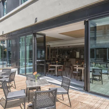 Отель Express - Frankfurt - Westend, An Ihg Франкфурт-на-Майне