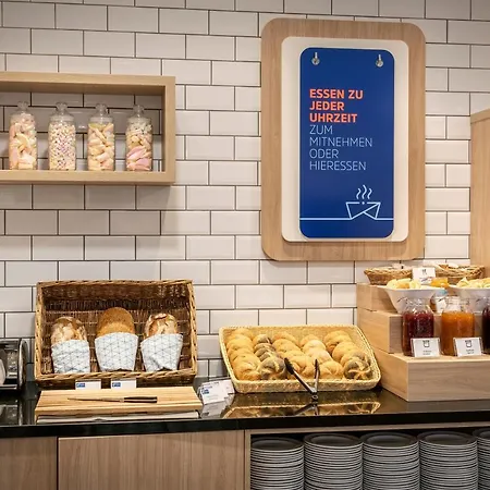 Express - Frankfurt - Westend, An Ihg